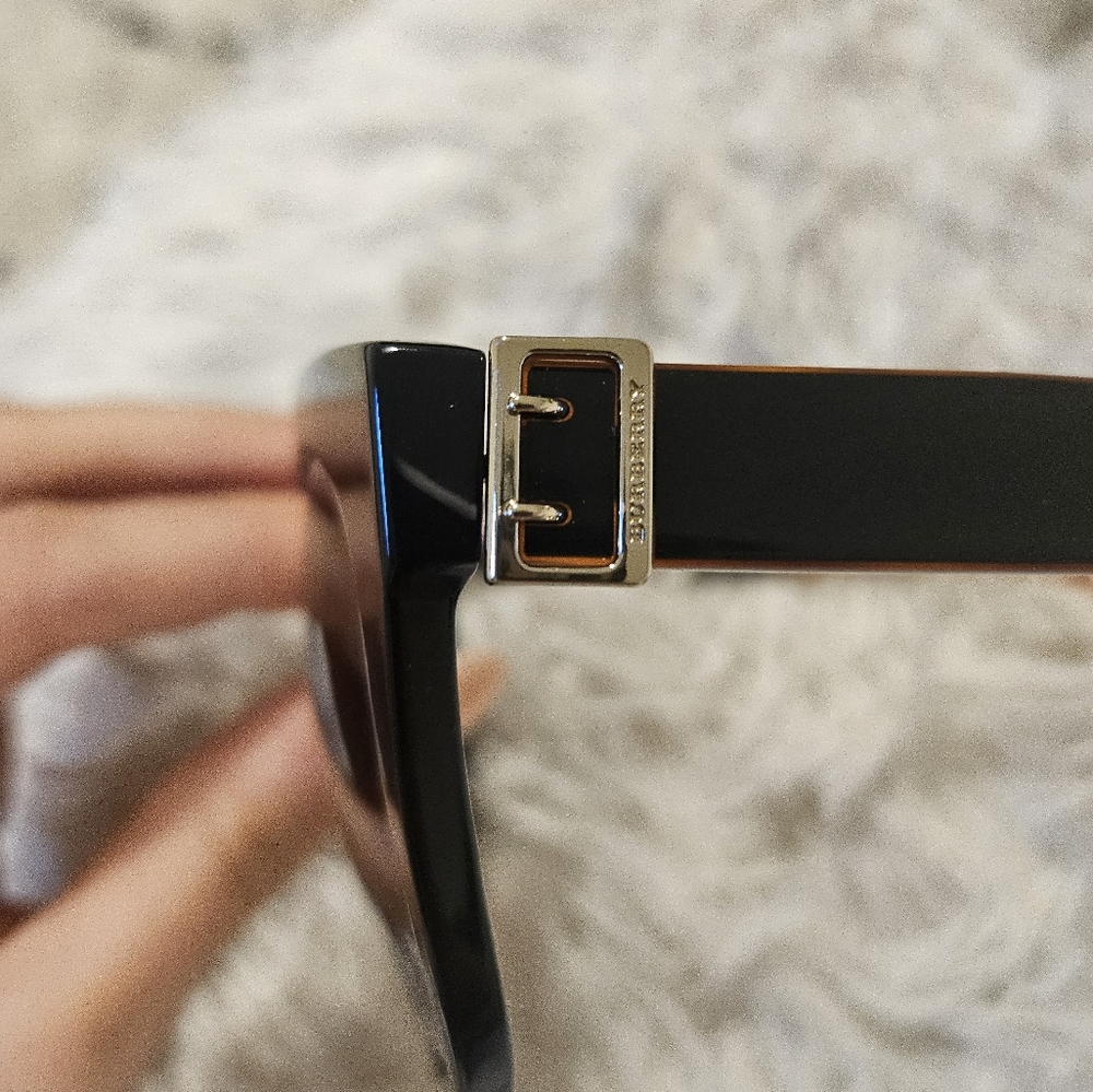 Sunglasses - Picture 4 of 8